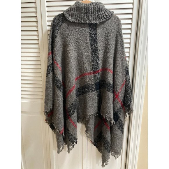 Gray Turtleneck Poncho, Very Very Soft Knit, Plaid with Fringe One Size - Picture 2 of 3